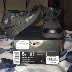 Toddler Jordan 1’s